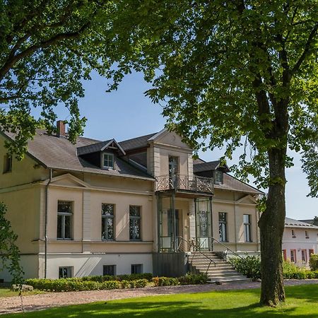 Gutshof Gross Behnkenhagen Daire Dış mekan fotoğraf