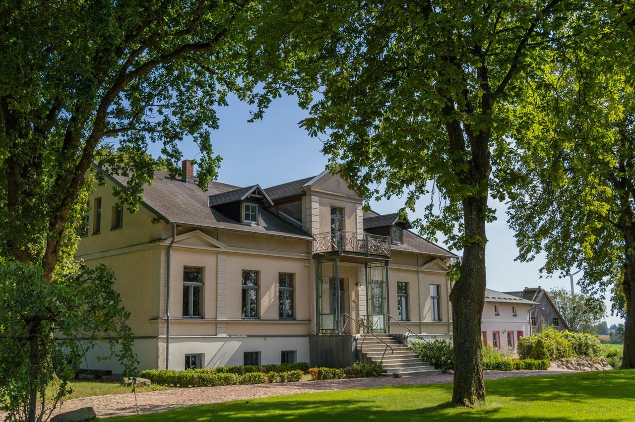 Gutshof Gross Behnkenhagen Daire Dış mekan fotoğraf