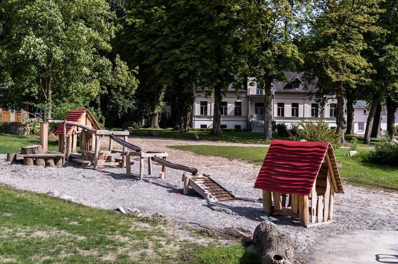 Gutshof Gross Behnkenhagen Daire Dış mekan fotoğraf