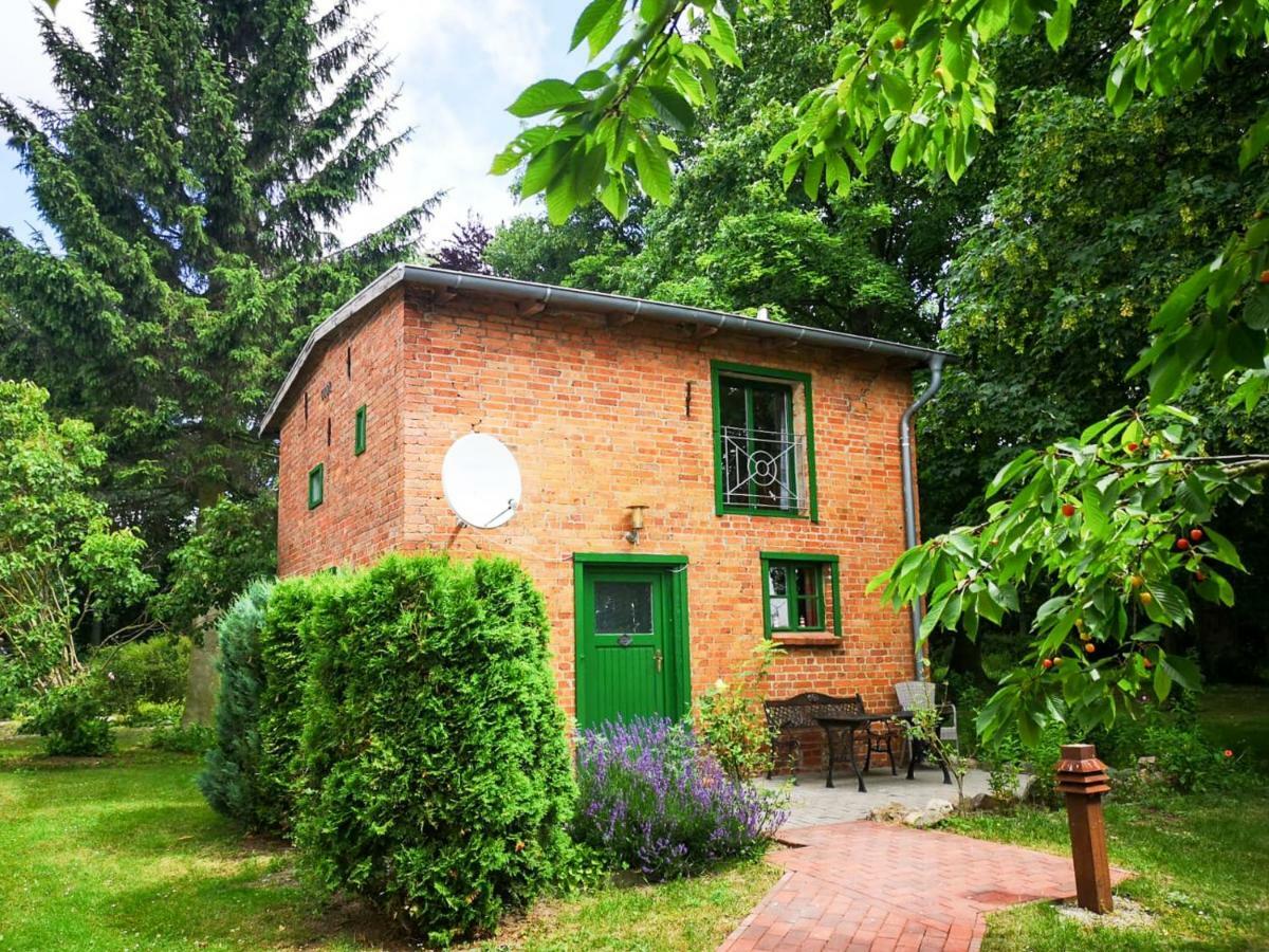 Gutshof Gross Behnkenhagen Daire Dış mekan fotoğraf